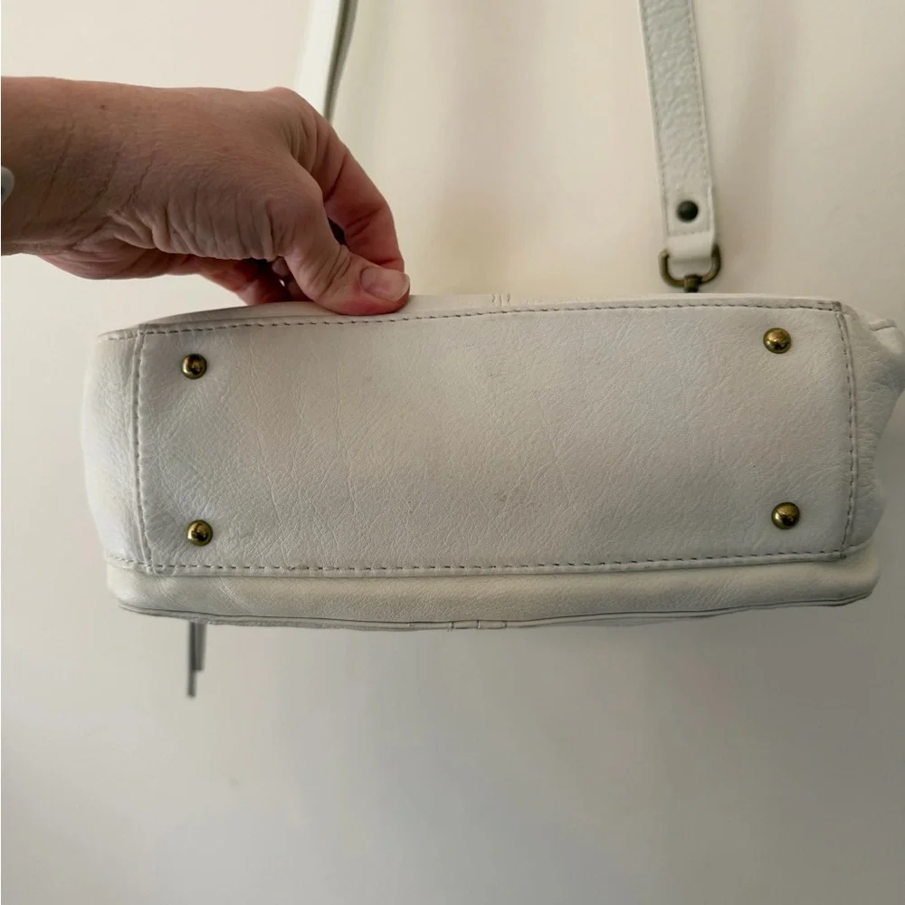 American Leather Co. Marino Crossbody Bag Cream - Picture 5 of 10